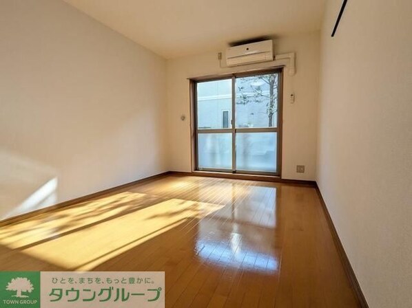 ドゥベルジュールの物件内観写真